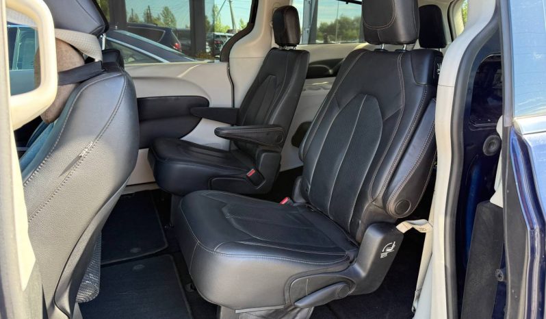 
CHRYSLER PACIFICA TOURING L, 2019 full									