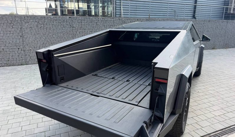 
TESLA CYBERTRUCK, 2024 full									