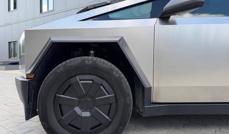 
TESLA CYBERTRUCK, 2024 full									