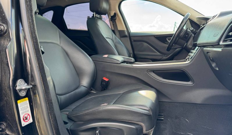 
JAGUAR F-PACE PREMIUM, 2019 (2018) full									