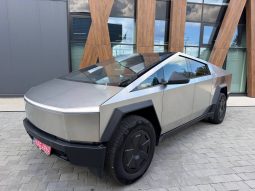 TESLA CYBERTRUCK, 2024