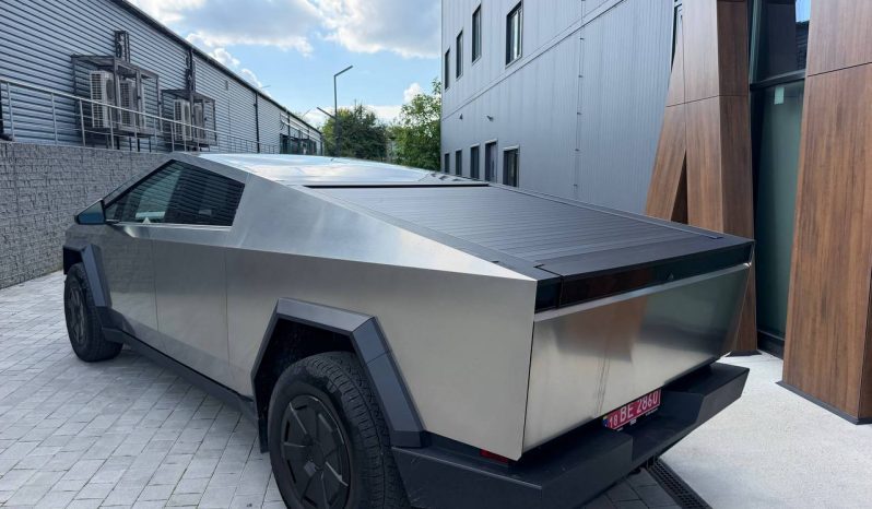 
TESLA CYBERTRUCK, 2024 full									