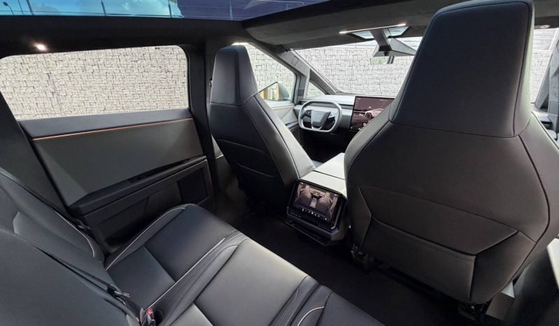 
TESLA CYBERTRUCK, 2024 full									