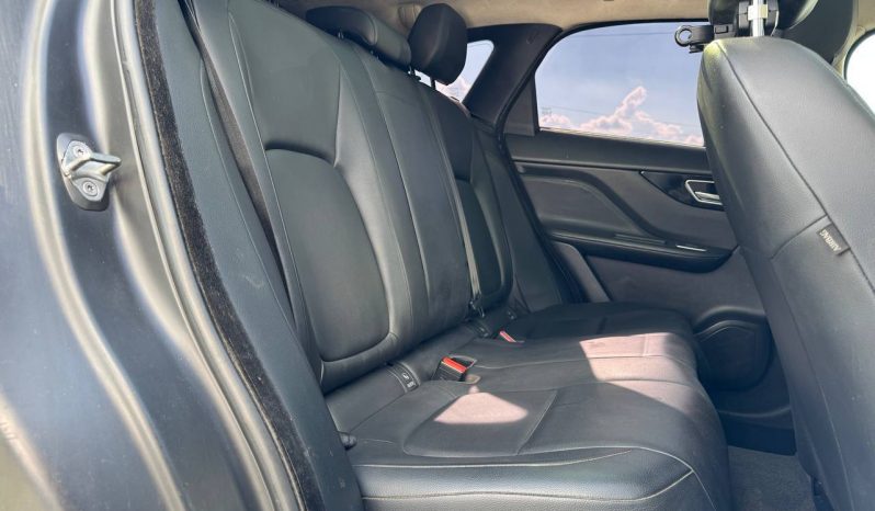 
JAGUAR F-PACE PREMIUM, 2019 (2018) full									
