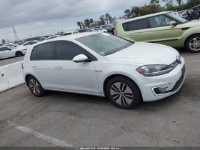 VOLKSWAGEN E-GOLF SE, 2019 (2018)