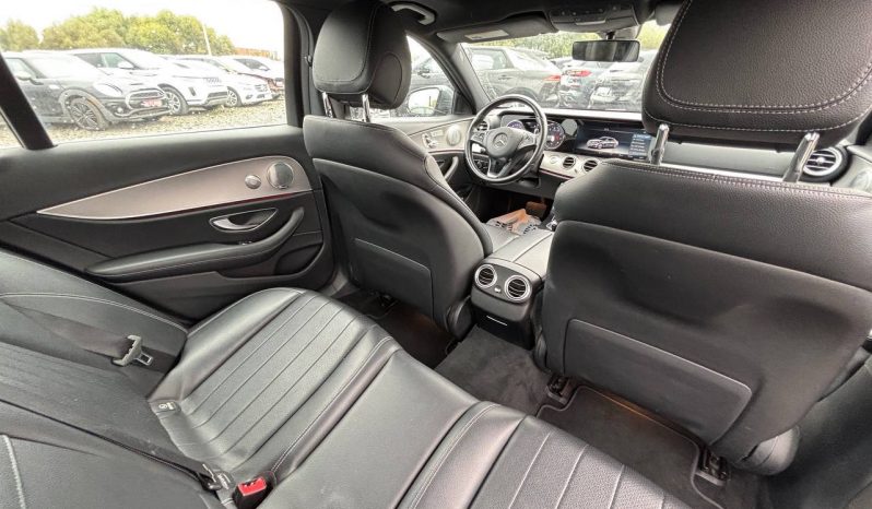 
MERCEDES-BENZ E 300 4MATIC, 2017 (2016) full									
