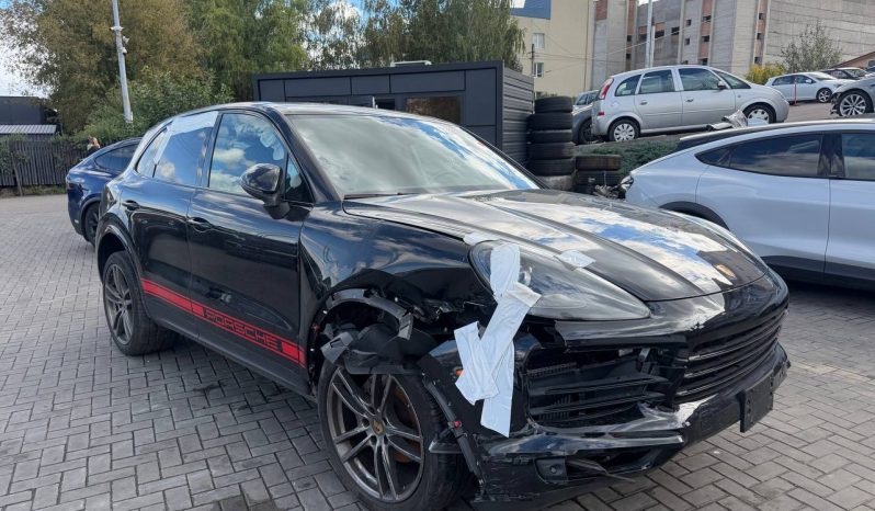 
PORSCHE CAYENNE, 2020 (2019) full									
