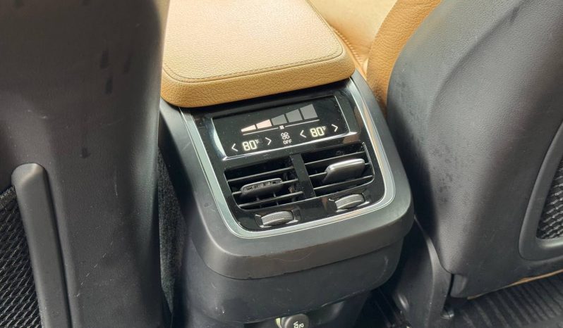 
VOLVO XC90 T6, 2017 (2016) full									