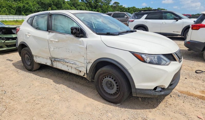 
NISSAN ROGUE SPORT S, 2018 full									