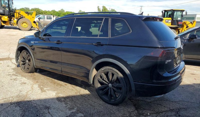 
VOLKSWAGEN TIGUAN SE R-LINE BLACK, 2021 (2020) full									
