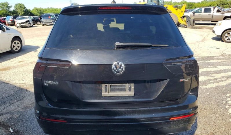 
VOLKSWAGEN TIGUAN SE R-LINE BLACK, 2021 (2020) full									