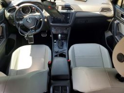 
VOLKSWAGEN TIGUAN SE R-LINE BLACK, 2021 (2020) full									