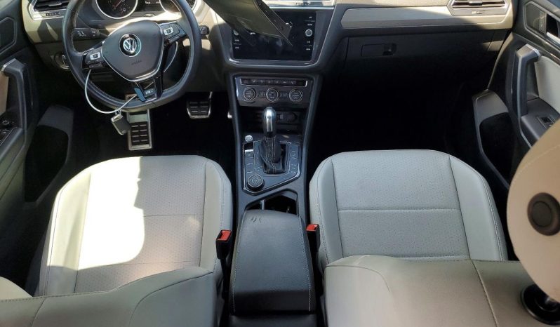 
VOLKSWAGEN TIGUAN SE R-LINE BLACK, 2021 (2020) full									