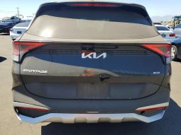 KIA SPORTAGE LX, 2023 (2022)