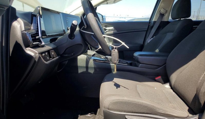 
KIA SPORTAGE LX, 2023 (2022) full									