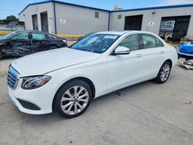 MERCEDES-BENZ E 300, 2018