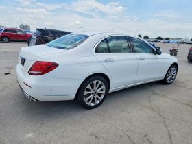 MERCEDES-BENZ E 300, 2018
