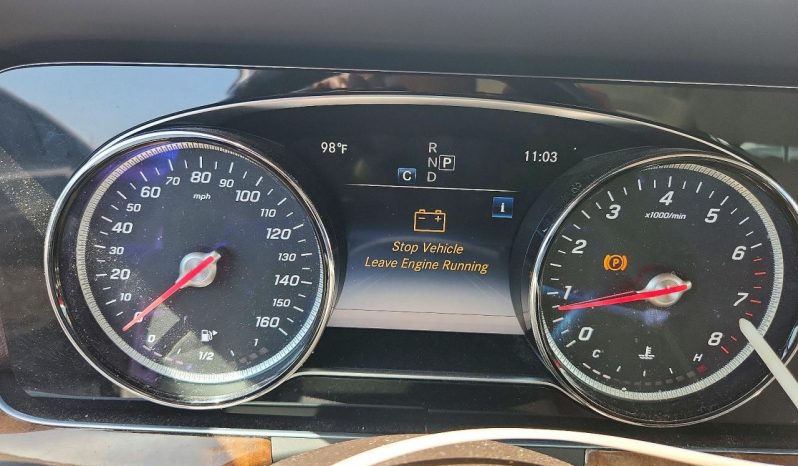 
MERCEDES-BENZ E 300, 2018 full									