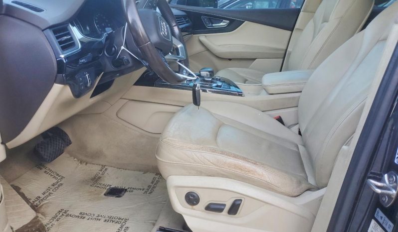 
AUDI Q7 PREMIUM, 2017 (2016) full									