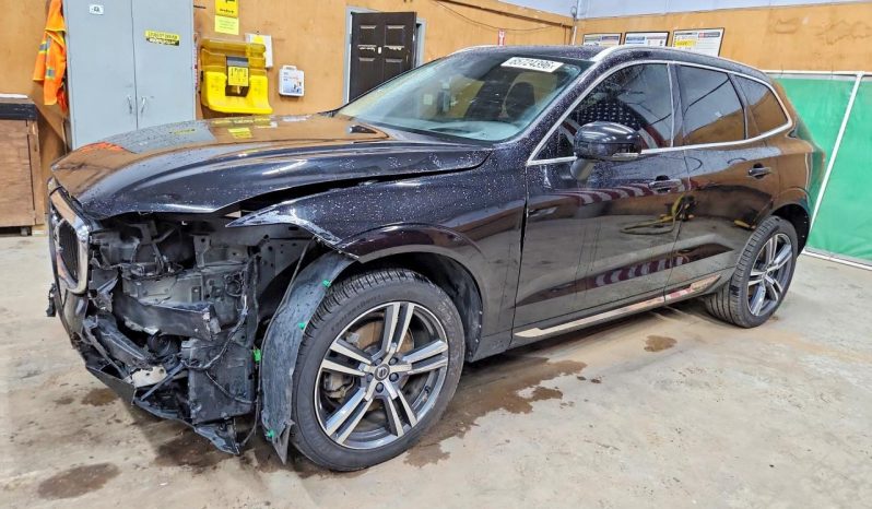 
VOLVO XC60 T6 MOMENTUM, 2018 (2017) full									