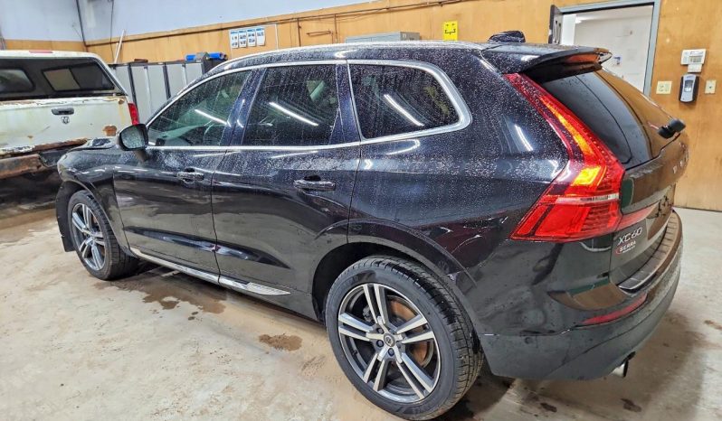 
VOLVO XC60 T6 MOMENTUM, 2018 (2017) full									
