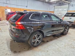 
VOLVO XC60 T6 MOMENTUM, 2018 (2017) full									