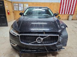 
VOLVO XC60 T6 MOMENTUM, 2018 (2017) full									