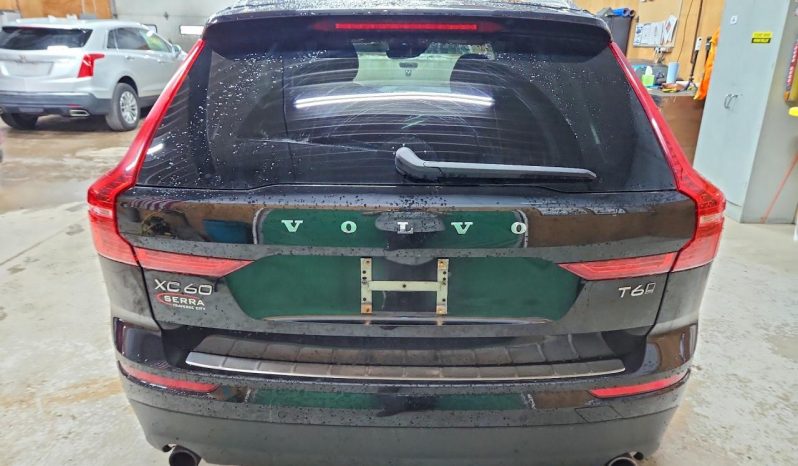 
VOLVO XC60 T6 MOMENTUM, 2018 (2017) full									