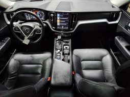 
VOLVO XC60 T6 MOMENTUM, 2018 (2017) full									
