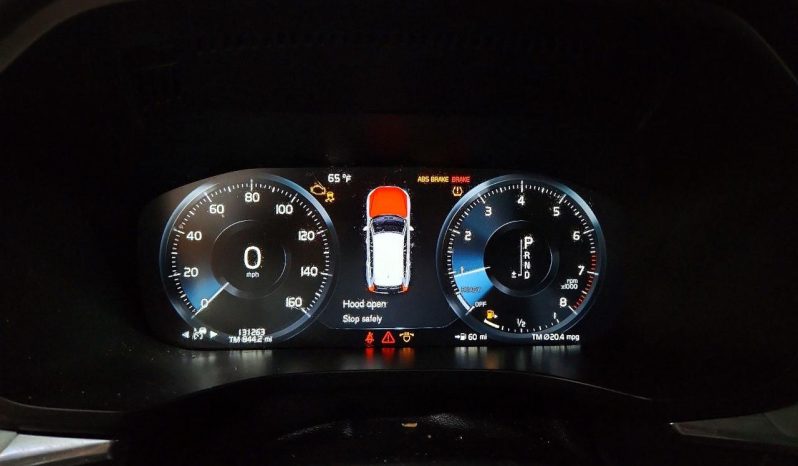 
VOLVO XC60 T6 MOMENTUM, 2018 (2017) full									