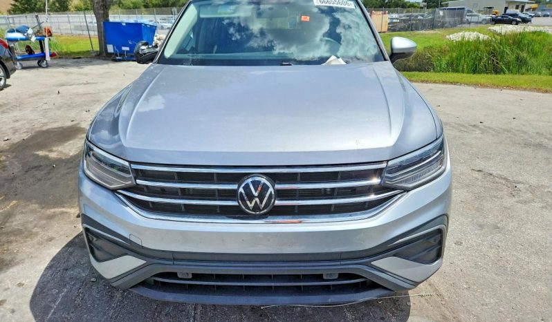 
VOLKSWAGEN TIGUAN S, 2022 (2021) full									