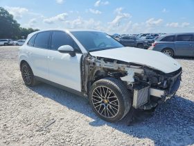 PORSCHE CAYENNE, 2019