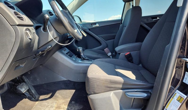 
VOLKSWAGEN TIGUAN S, 2017 full									
