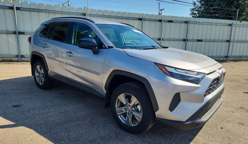 
TOYOTA RAV4 LE, 2024 Ⓟ full									