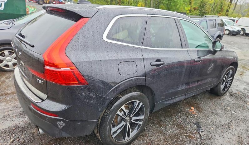 
VOLVO XC60 T5 MOMENTUM, 2018 full									