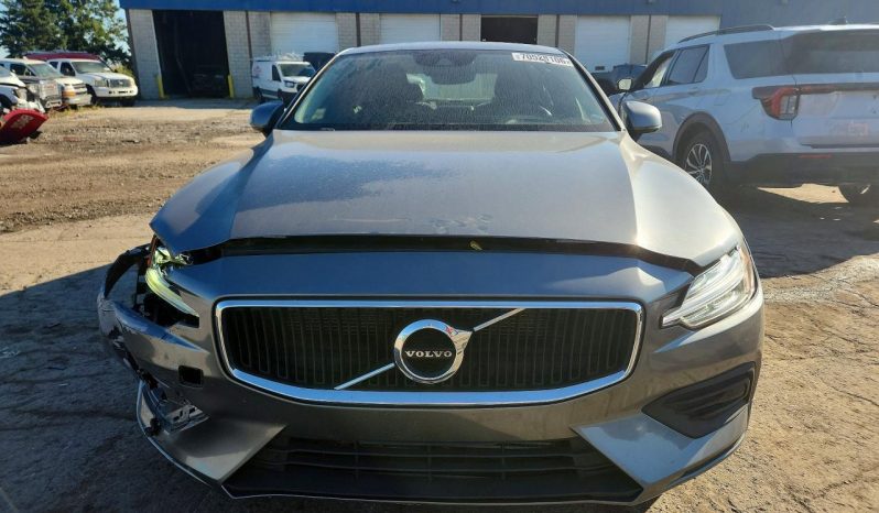 
VOLVO S60 T5 MOMENTUM, 2020 (2019) full									