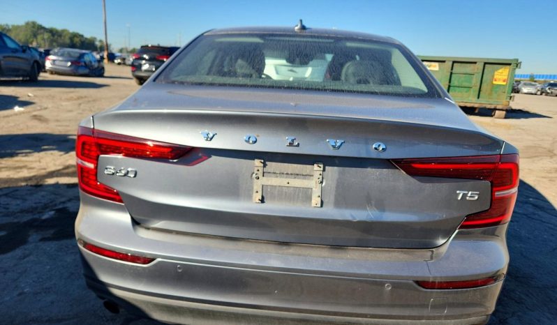 
VOLVO S60 T5 MOMENTUM, 2020 (2019) full									