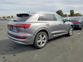 AUDI E-TRON PRESTIGE, 2019