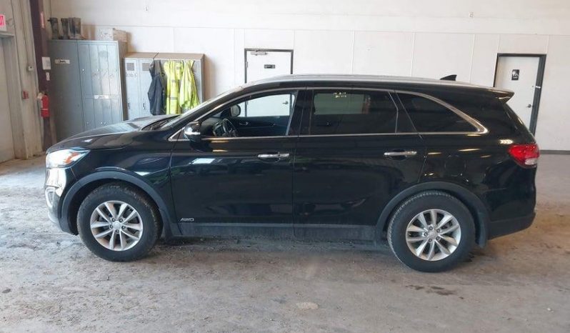 
KIA SORENTO LX, 2017 (2016) full									