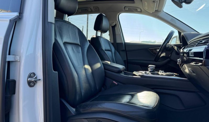 
AUDI Q7 PREMIUM, 2017 (2016) full									