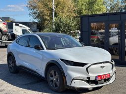 FORD MUSTANG MACH-E PREMIUM, 2021 (2020)