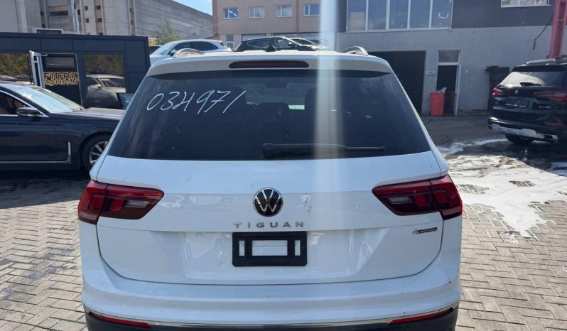 
VOLKSWAGEN TIGUAN S, 2023 (2022) full									