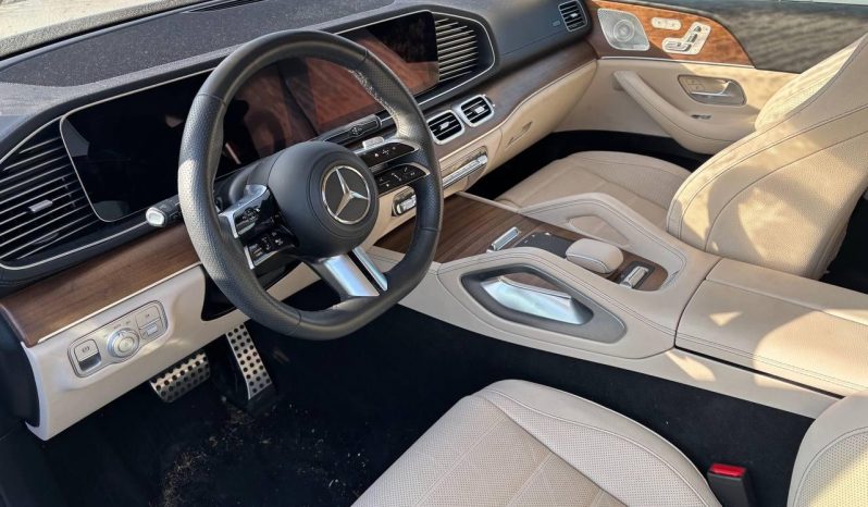 
MERCEDES-BENZ GLS 450 4MATIC, 2024 full									