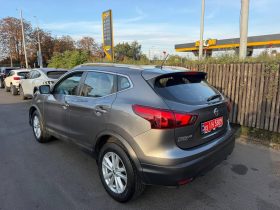 NISSAN ROGUE SPORT SV, 2018