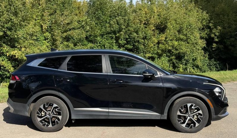 
KIA SPORTAGE EX, 2022 full									
