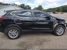 NISSAN ROGUE SPORT S, 2021