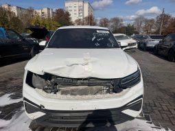 
VOLKSWAGEN TIGUAN S, 2023 (2022) full									