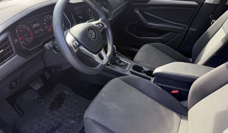 
VOLKSWAGEN JETTA S, 2019 (2018) full									