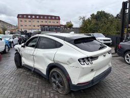 FORD MUSTANG MACH-E SELECT, 2021