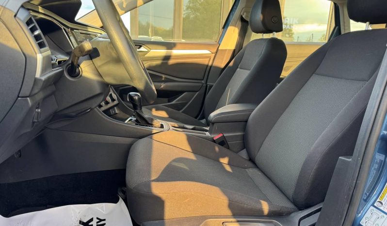 
VOLKSWAGEN JETTA S, 2019 full									